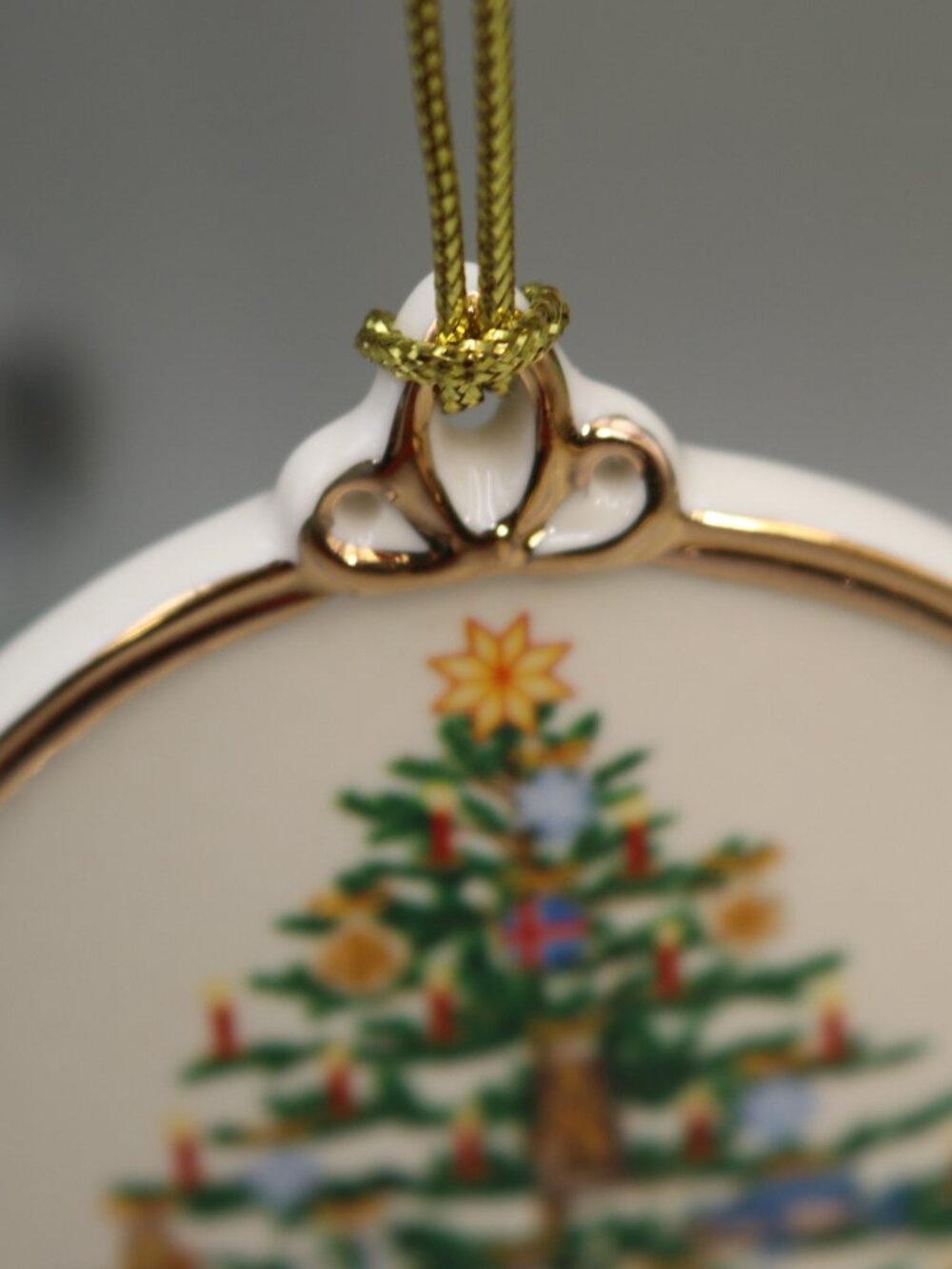 Lenox Christmas Ornament. Christmas Trees Around the World. Iceland 2020 - Picture 5 of 8